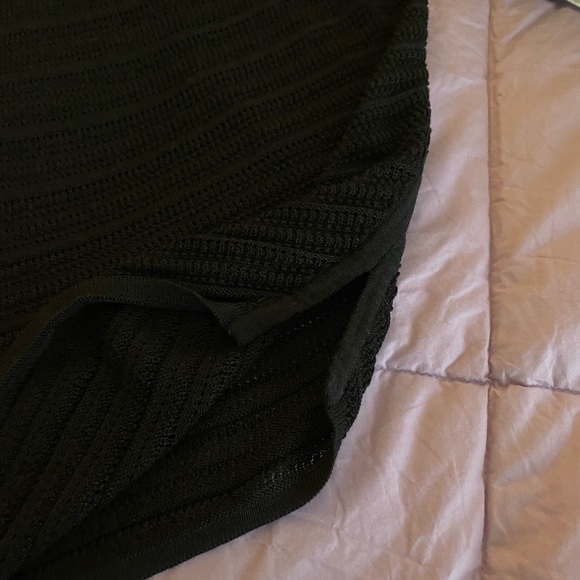 White House Black Market - Cover Up - Picture 5 of 6